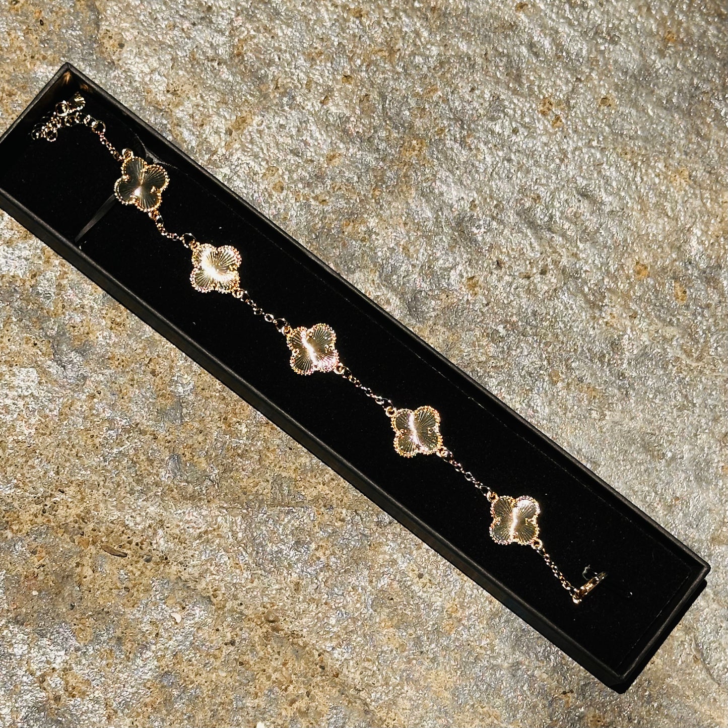 Gold Plated 4 Leaf Clover Bracelet multiple colors