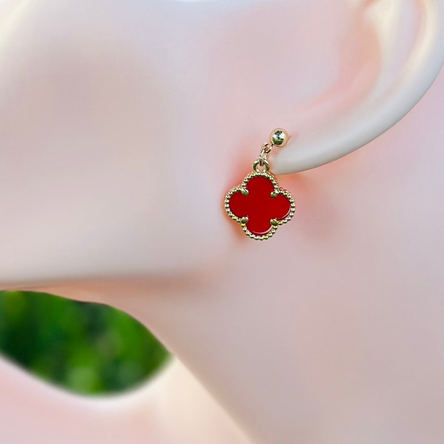 Clover Hanging Earrings Pair